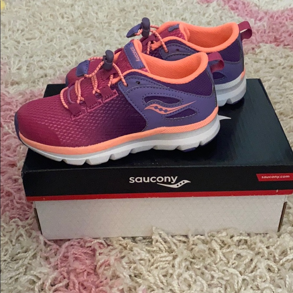 Saucony S-Fusion Pink Girls size 11M NIB